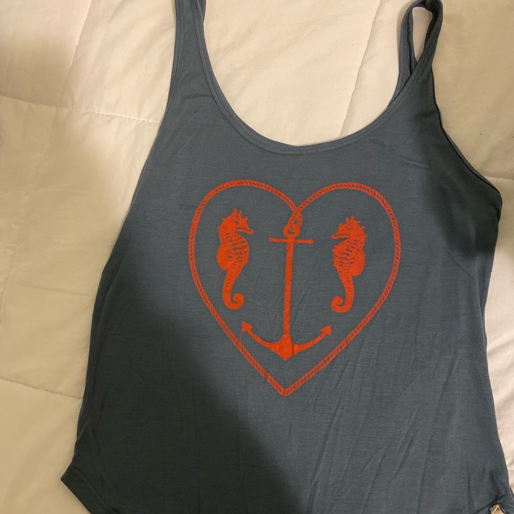 Cute seahorse tank
